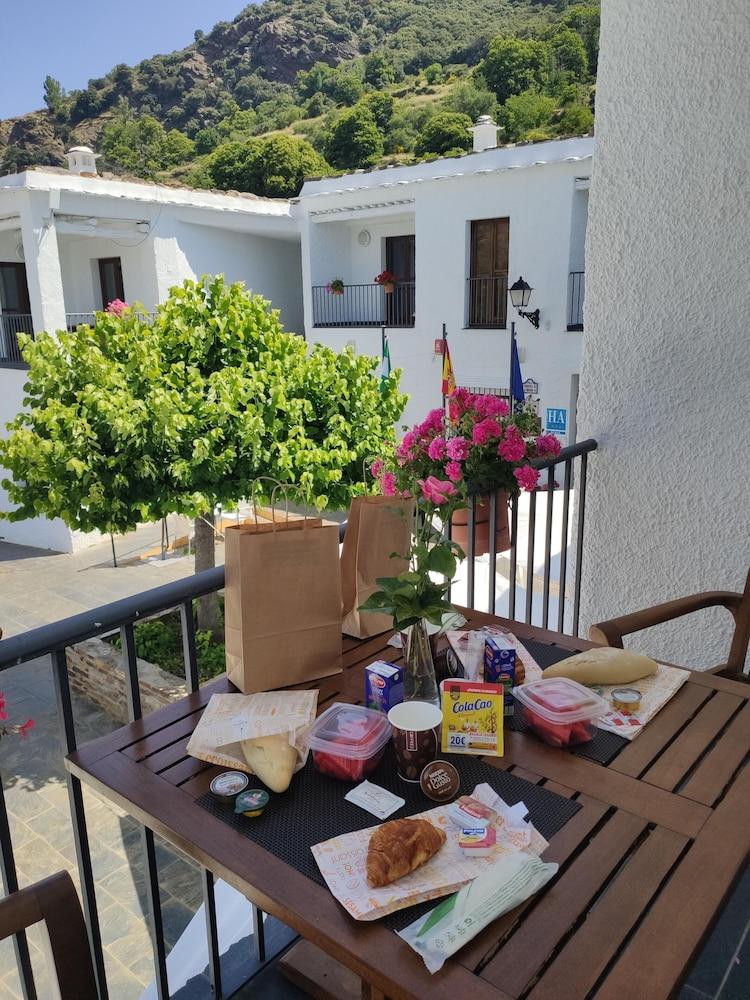 Villa Turistica De Bubion Bagian luar foto