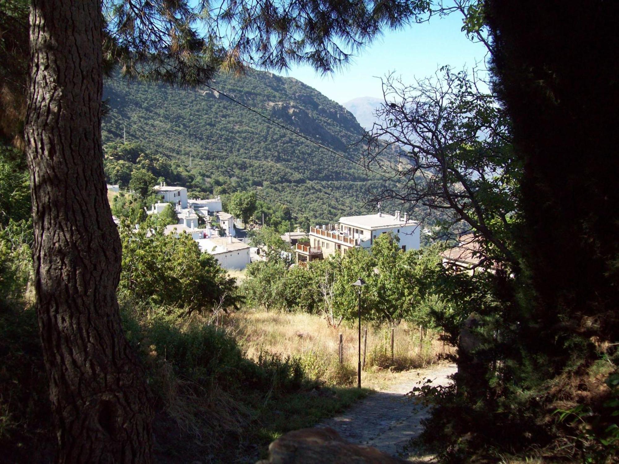 Villa Turistica De Bubion Bagian luar foto