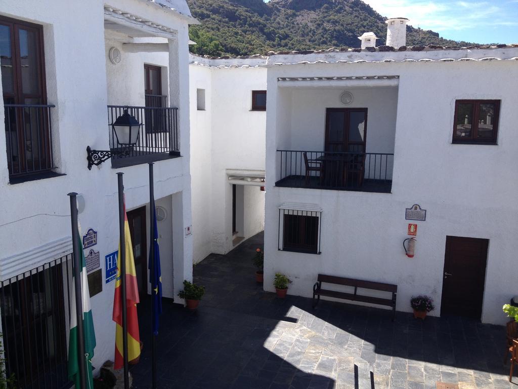 Villa Turistica De Bubion Bagian luar foto